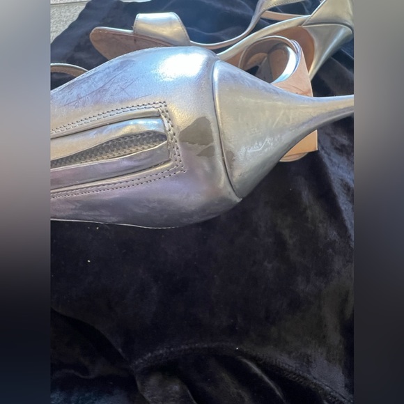 Manolo Blahnik Silver heels - Picture 6 of 11
